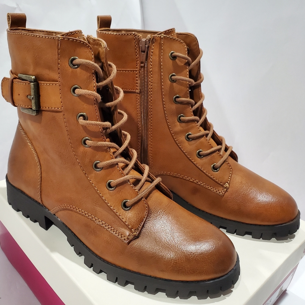 SO Broccoli Combat Boots